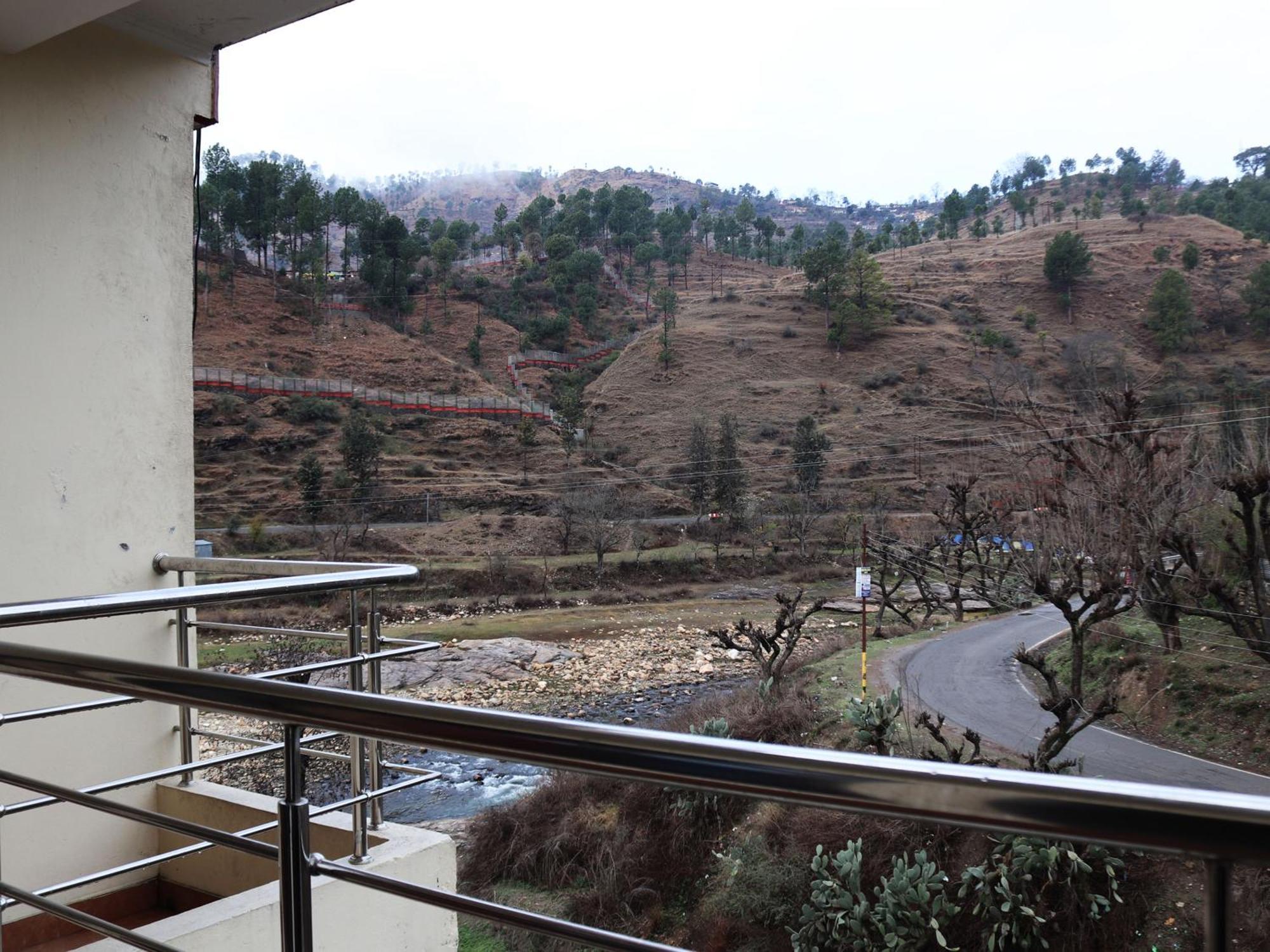 Shivalik River Retreat Hotel Almora Luaran gambar